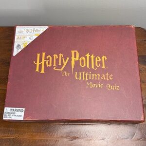 HARRY POTTER Ultimate Movie Quiz Game NWT
